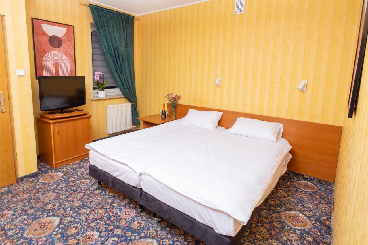 Hotel Victory Home Warszawa Eksteriør billede