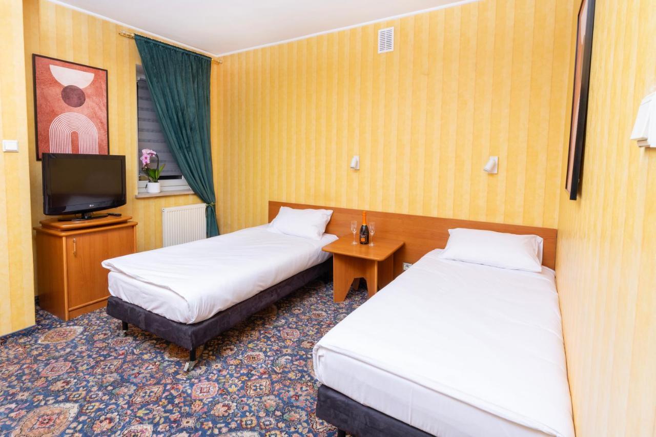 Hotel Victory Home Warszawa Eksteriør billede