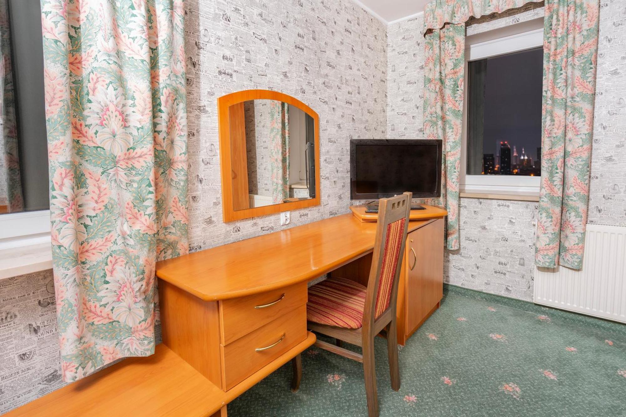 Hotel Victory Home Warszawa Eksteriør billede